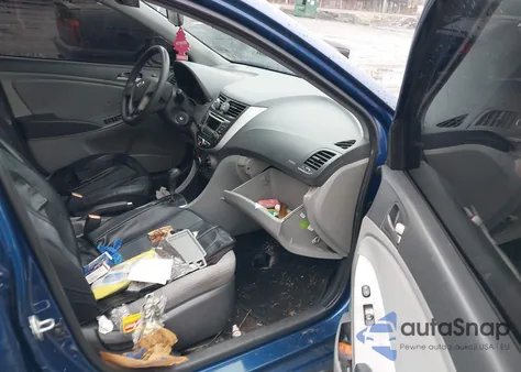 2015 Hyundai Accent Gls z USA, uszkodzony, nr VIN KMHCT4AE4FU793600